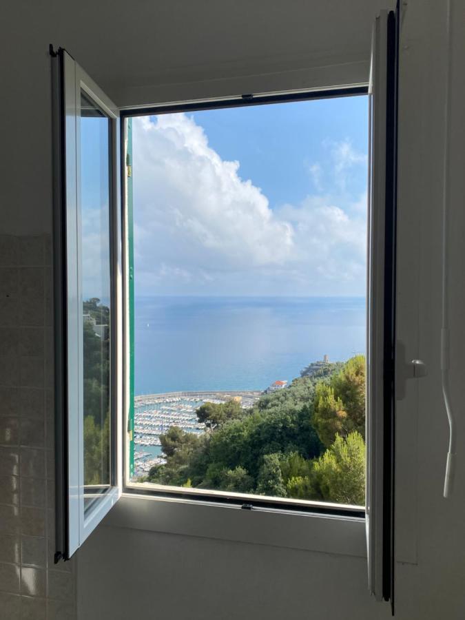 “Da Senso” Relax Nel Verde Vista Mare Finale Ligure Εξωτερικό φωτογραφία