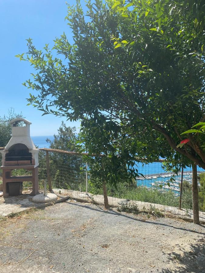 “Da Senso” Relax Nel Verde Vista Mare Finale Ligure Εξωτερικό φωτογραφία